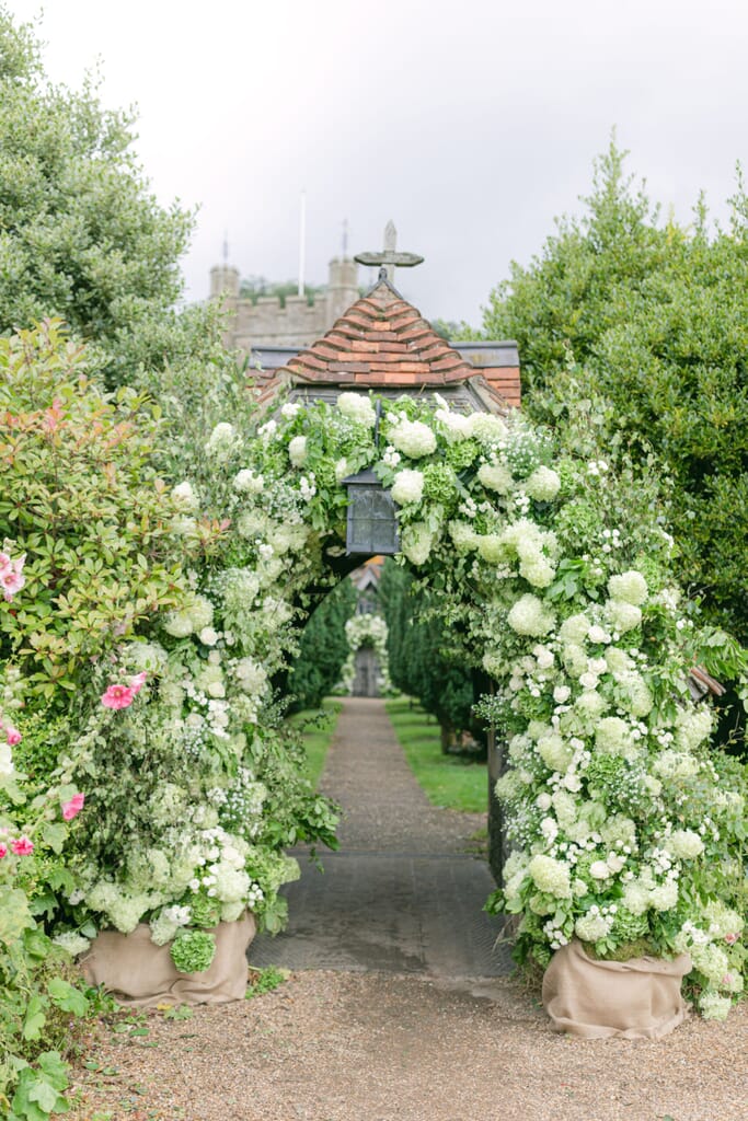 Leonora_Mark_Wedding_Hambleden_Valley_Chloe_Winstanley_Photography_298-1-scaled.jpg?w=683&h=1024&scale Leonora_Mark_Wedding_Hambleden_Valley_Chloe_Winstanley_Photography_298-1-scaled.jpg?w=683&h=1024&scale